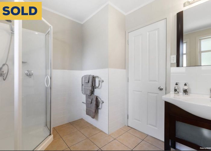  at 8 Sloane street, Glen Innes, Auckland City, Auckland