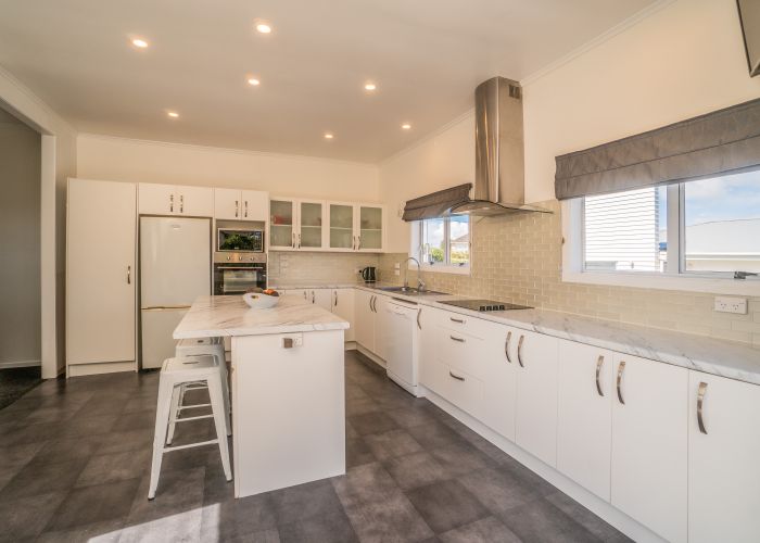  at 6 Ballarat Street, Ellerslie, Auckland