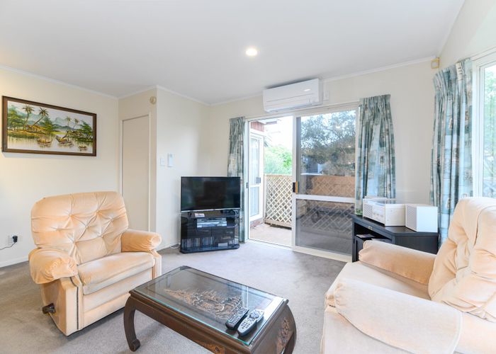  at 8/20 Taylor Street, Blockhouse Bay, Auckland