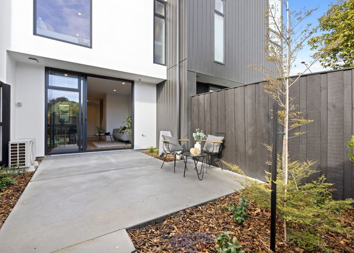  at 2/90 Innes Road, St. Albans, Christchurch City, Canterbury