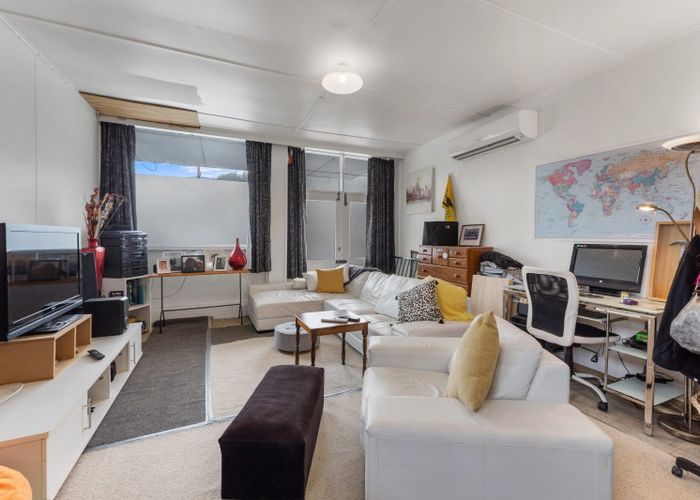  at 68 Pinehaven Road, Pinehaven, Upper Hutt