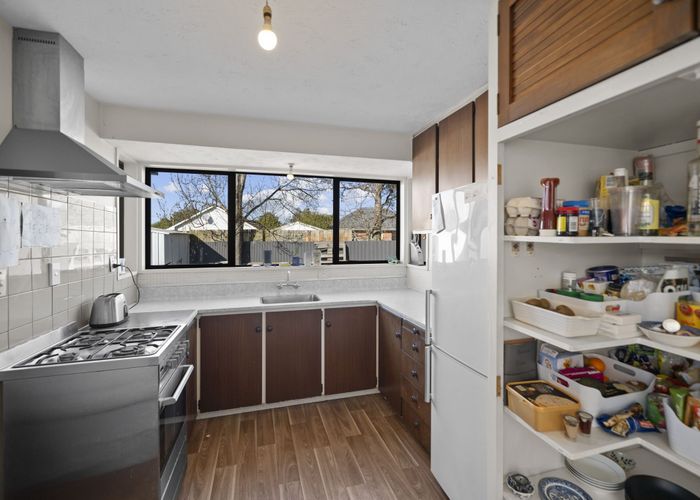  at 2/11 Siska Place, Upper Riccarton, Christchurch