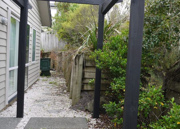  at 70 Travis View Drive, Fairview Heights, North Shore City, Auckland