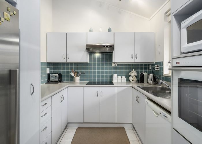  at 4/33 Halswater Drive, Churton Park, Wellington