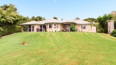  at 9 Roger Guy Place, Welcome Bay, Tauranga