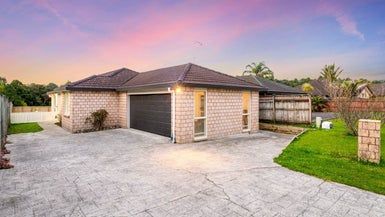  at 18 Norman Close, The Gardens, Auckland