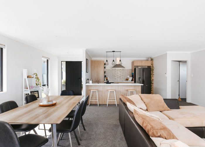  at 15 Godwit Lane, Welcome Bay, Tauranga