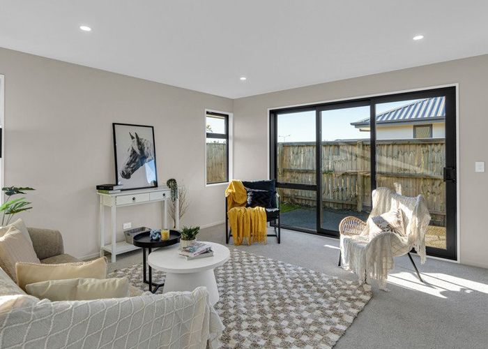  at 70 Vista Crescent, Rolleston, Selwyn, Canterbury