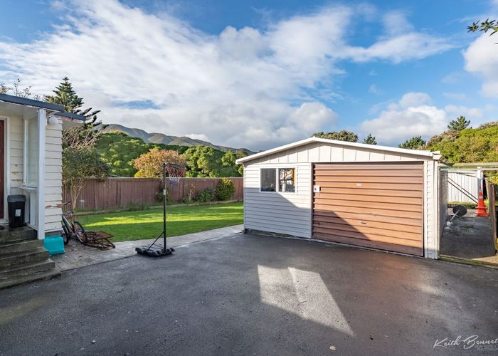  at 12 Elizabeth Street, Moera, Lower Hutt