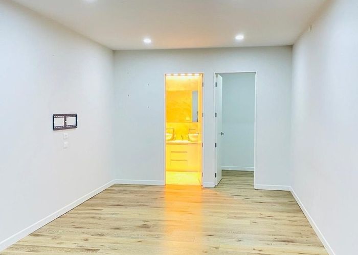  at 23 Bartells Drive, Goodwood Heights, Manukau City, Auckland