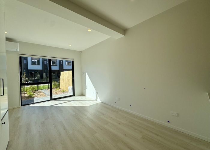  at 18 Tahepuia Lane, Mount Wellington, Auckland City, Auckland
