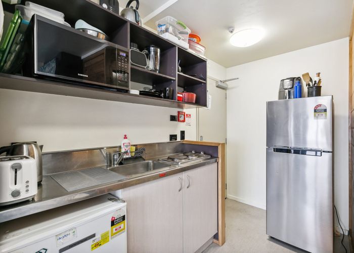  at 112/12 Martin Square, Te Aro, Wellington