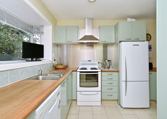  at 128 McGregors Road, Linwood, Christchurch City, Canterbury