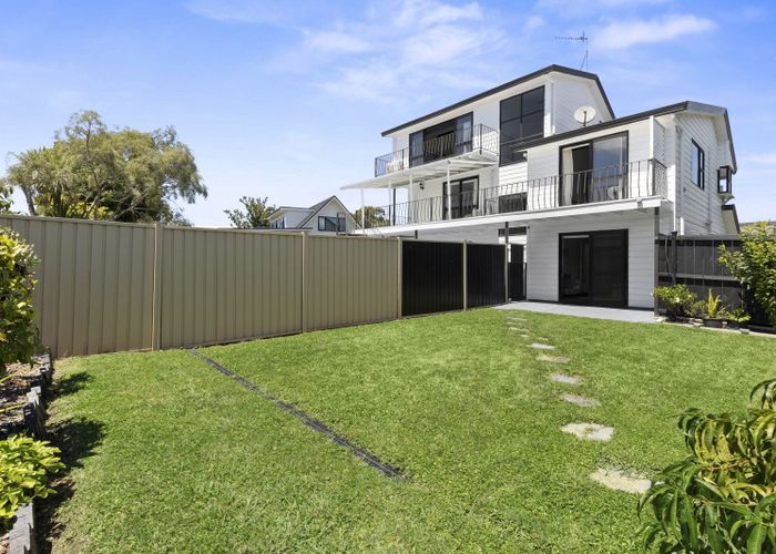  at 73 Gilbass Avenue, Hamilton Lake, Hamilton, Waikato