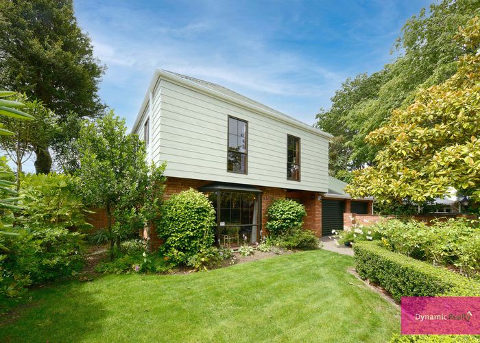  at 452 Avonhead Road, Avonhead, Christchurch