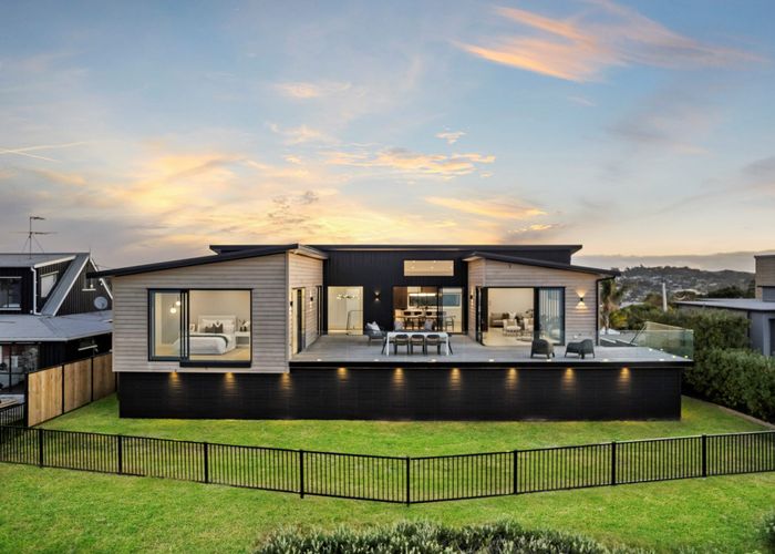 For sale 84 Ardern Avenue, Stanmore Bay, Whangaparaoa homes.co.nz