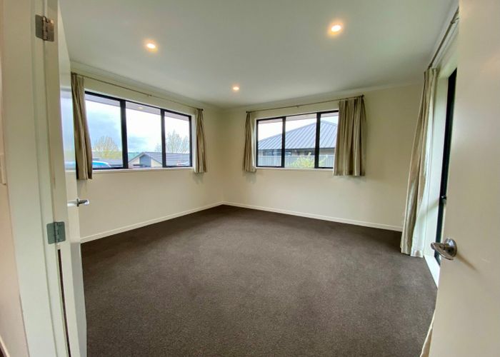  at 8 Beggs Lane, Pyes Pa, Tauranga, Bay Of Plenty