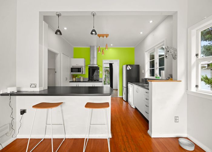  at 36 Forest Lake Road, Forest Lake, Hamilton, Waikato