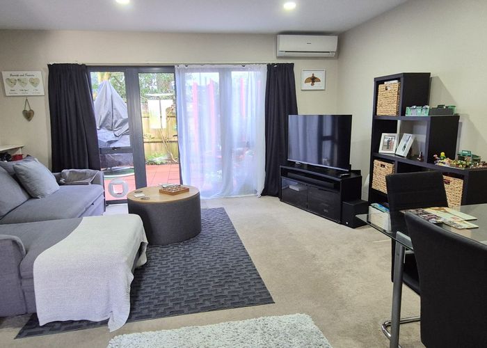  at 40/8 Soljak Place, Mount Albert, Auckland City, Auckland