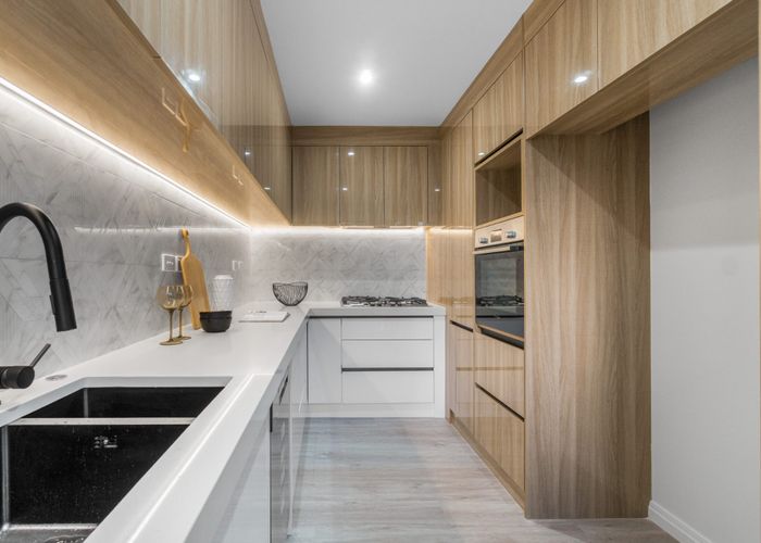  at 9D Parrish Road, Sandringham, Auckland City, Auckland