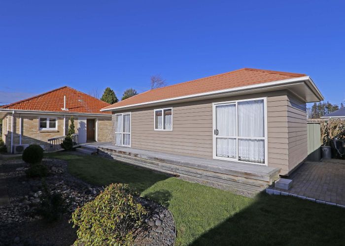  at 1/251 Fox Street, Hamilton East, Hamilton, Waikato