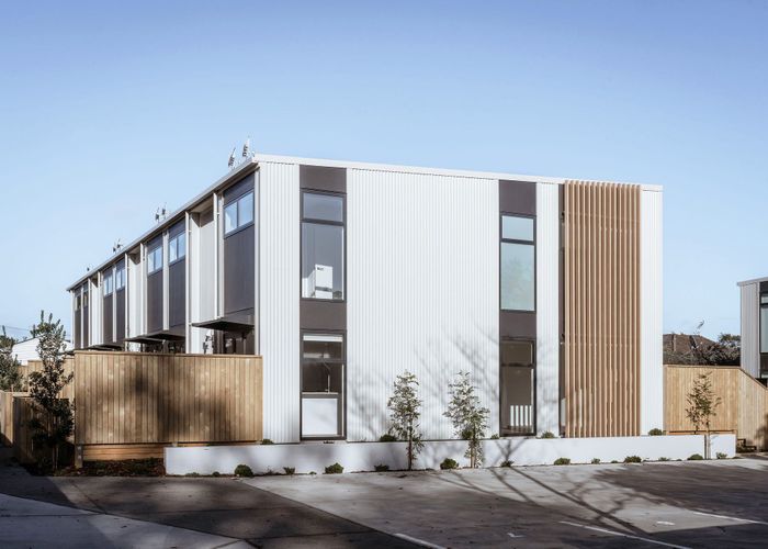  at 3 Clayton Lane, Tauranga South, Tauranga