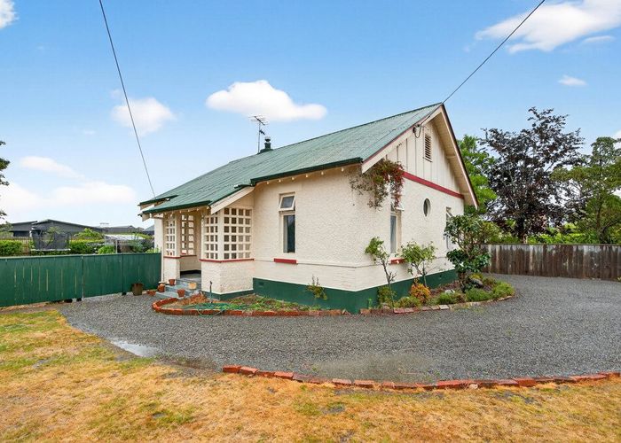  at 18 Upper Plain Road, Masterton, Masterton, Wellington