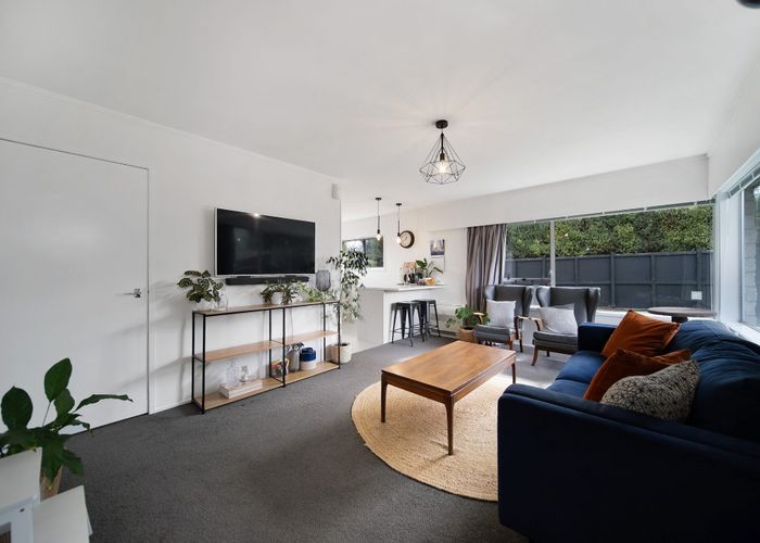  at 40 Walter Strevens Drive, Conifer Grove, Papakura, Auckland