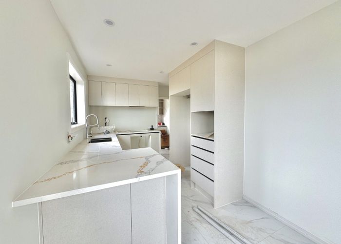  at 66 Court Crescent, Panmure, Auckland
