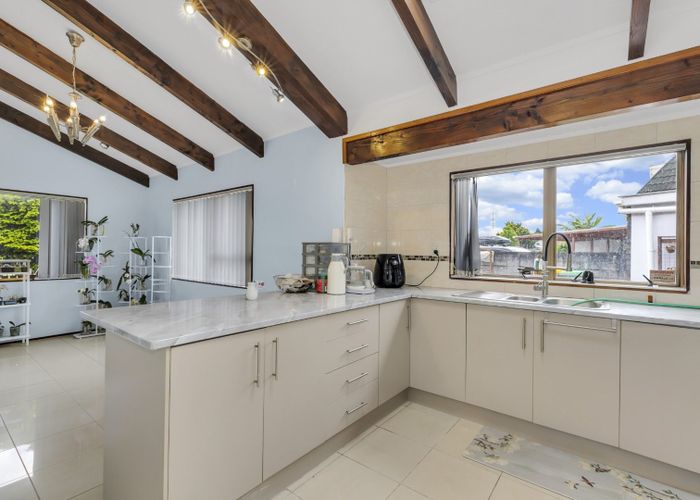  at 74 Motatau Road, Papatoetoe, Manukau City, Auckland