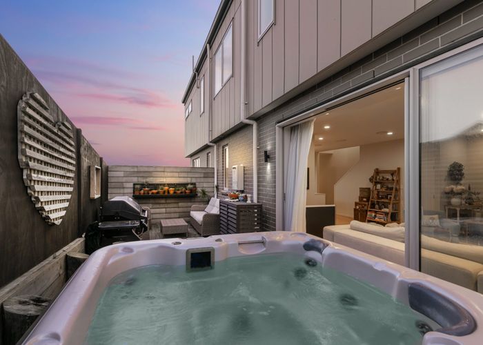  at 9 Sunnyheights Road, Orewa, Orewa