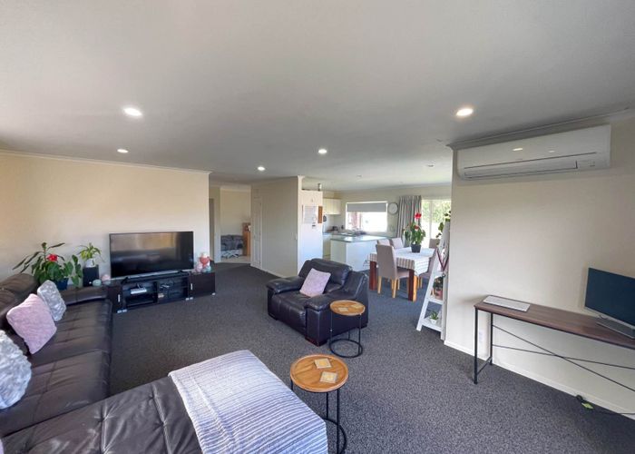  at 34 Dannemora Drive, Dannemora, Auckland