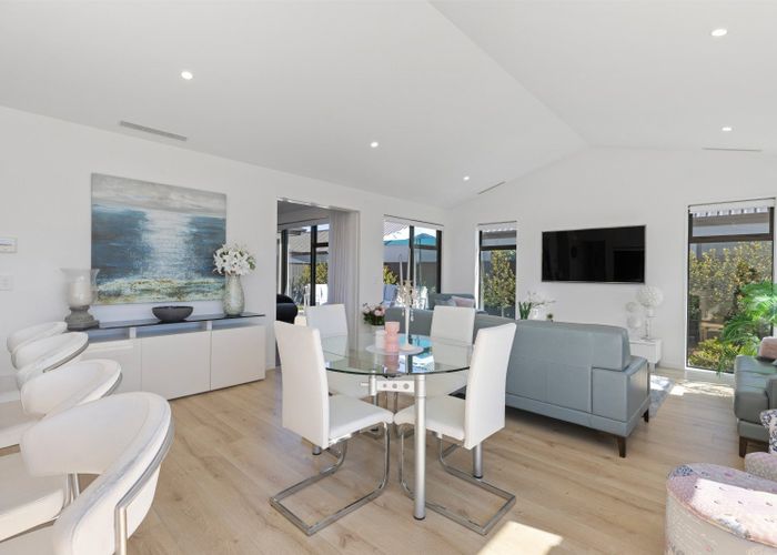  at 52 Manakura Street, Russley, Christchurch City, Canterbury