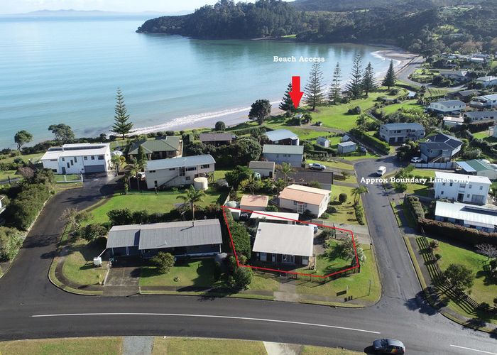  at 1 Fairwinds Place, Hihi