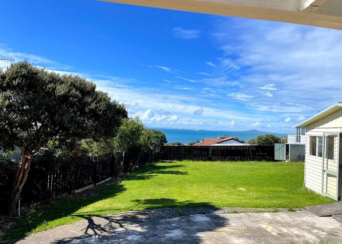 at 1425 Whangaparaoa Road, Army Bay, Whangaparaoa