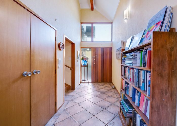  at 56 Hain Avenue, Mangere East, Auckland