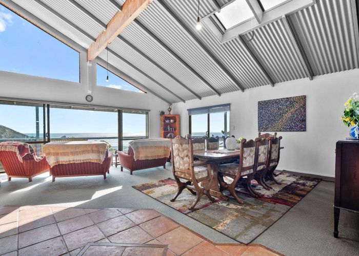  at 100 Seaview Road, Piha, Waitakere City, Auckland