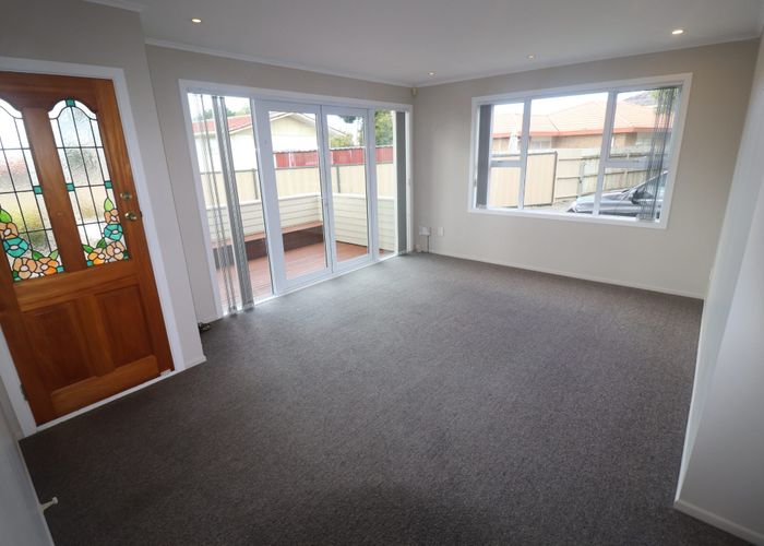  at 81 Sturges Road, Henderson, Waitakere City, Auckland