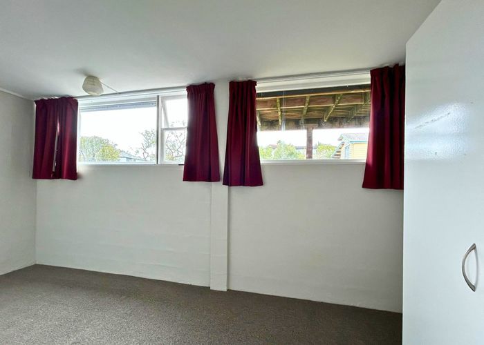  at 1/24 Grassways Avenue, Pakuranga Heights, Manukau City, Auckland