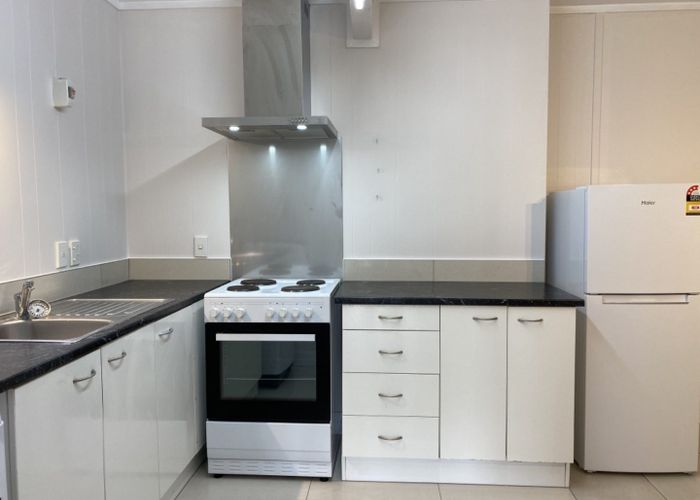  at 4A Hillview Crescent, Paparangi, Wellington, Wellington