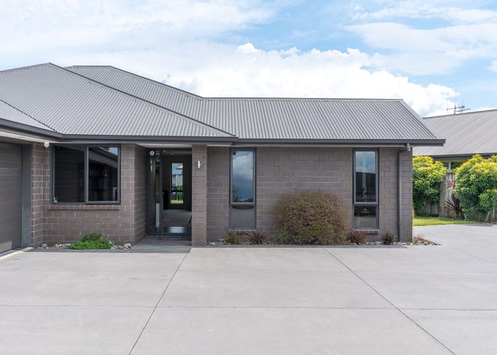  at 25 Aquila Crescent, Rototuna North, Hamilton