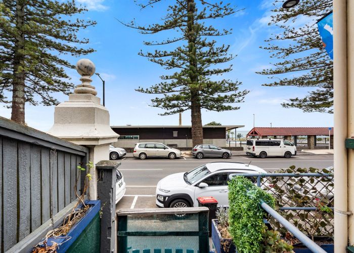  at 31 Marine Parade, Bluff Hill, Napier, Hawke's Bay