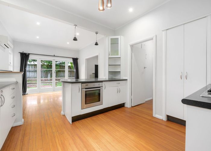  at 36 Forest Lake Road, Forest Lake, Hamilton, Waikato