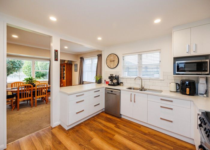  at 90 Brightwater Terrace, Terrace End, Palmerston North