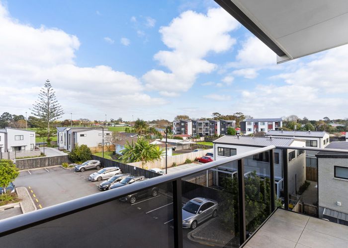  at 204/69D Hall Avenue, Mangere, Manukau City, Auckland