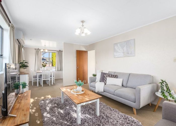  at 1/13 Roband Crescent, Brown Owl, Upper Hutt, Wellington