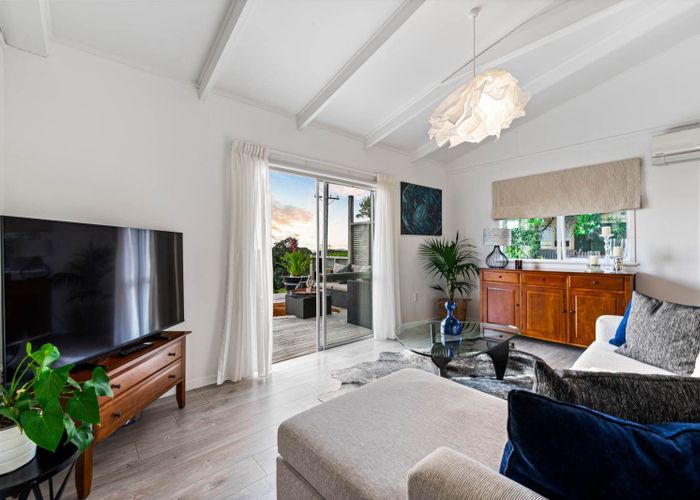  at 14 Domain Crescent, Muriwai Beach, Rodney, Auckland