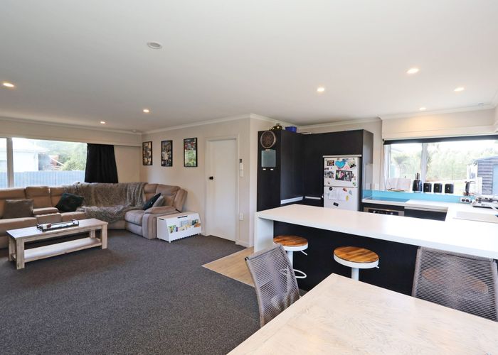  at 76 Moore Road, Lorneville, Invercargill