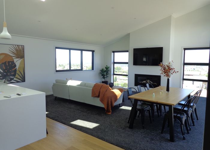  at 6 Oregon Place, Balclutha