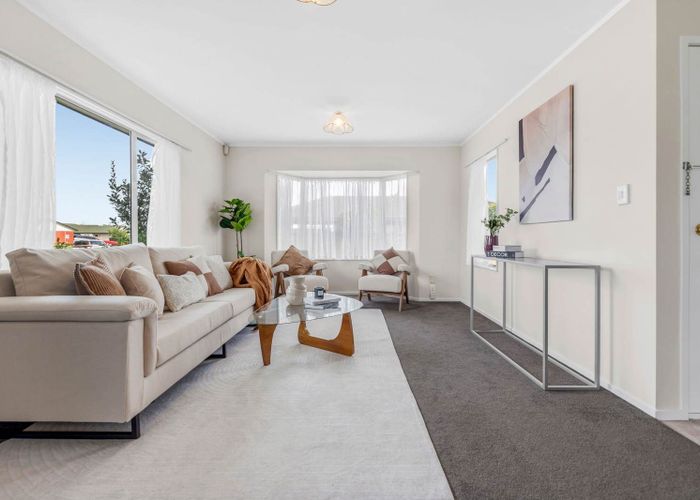  at 1/61 Burswood Drive, Burswood, Manukau City, Auckland